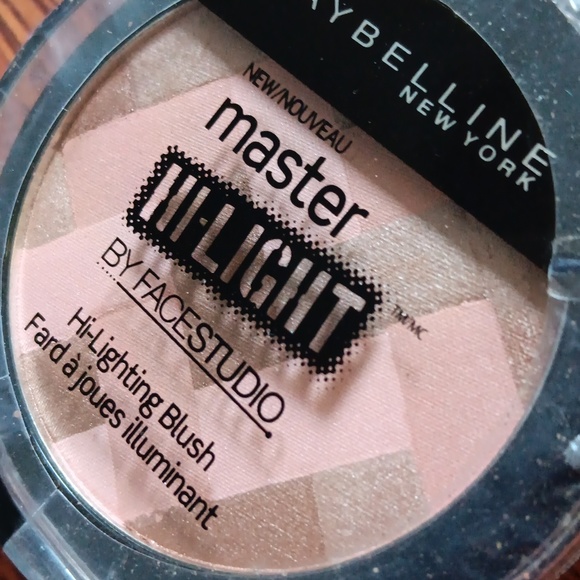 Maybelline hi-lighting blush - Picture 3 of 3